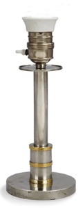 Bordslampa
Firma Svenskt Tenn
Möjligen Nils Fougstedt Bordslampa
Firma Svenskt Tenn
Möjligen Nils Fougstedt